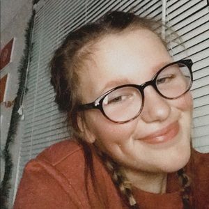 Meet your Posher, Josie